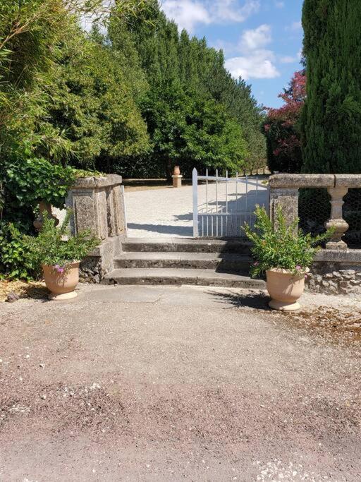 La Grelauderie 2 Apartment Saintes